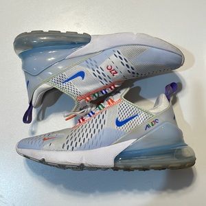 Nike 270 - light blue/white 7.5 women